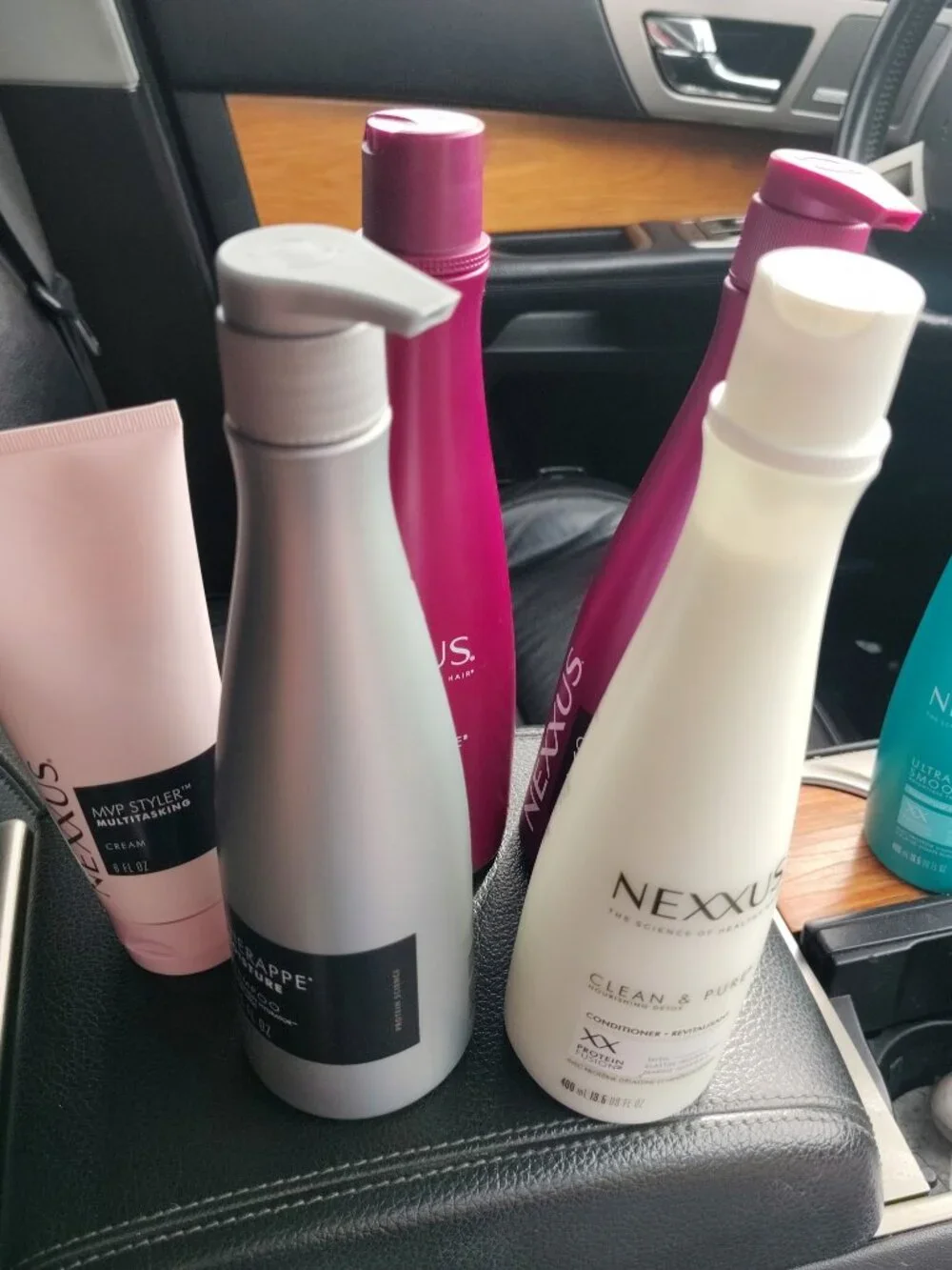 SHAMPOO/CONDITIONER